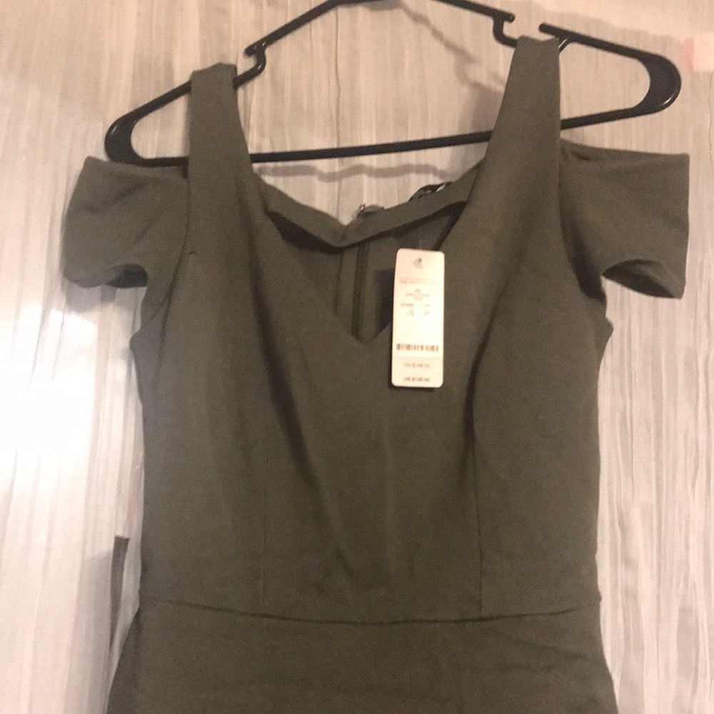 Brand new with tags BEbe cold shoulder dress